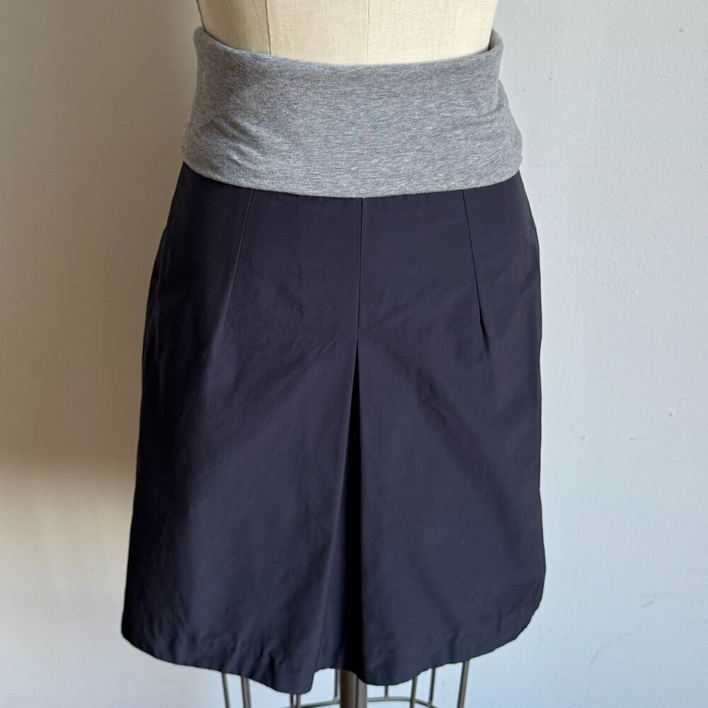 GUNEX by BRUNELLO CUCINELLI Pleated Navy Fold-down Skirt